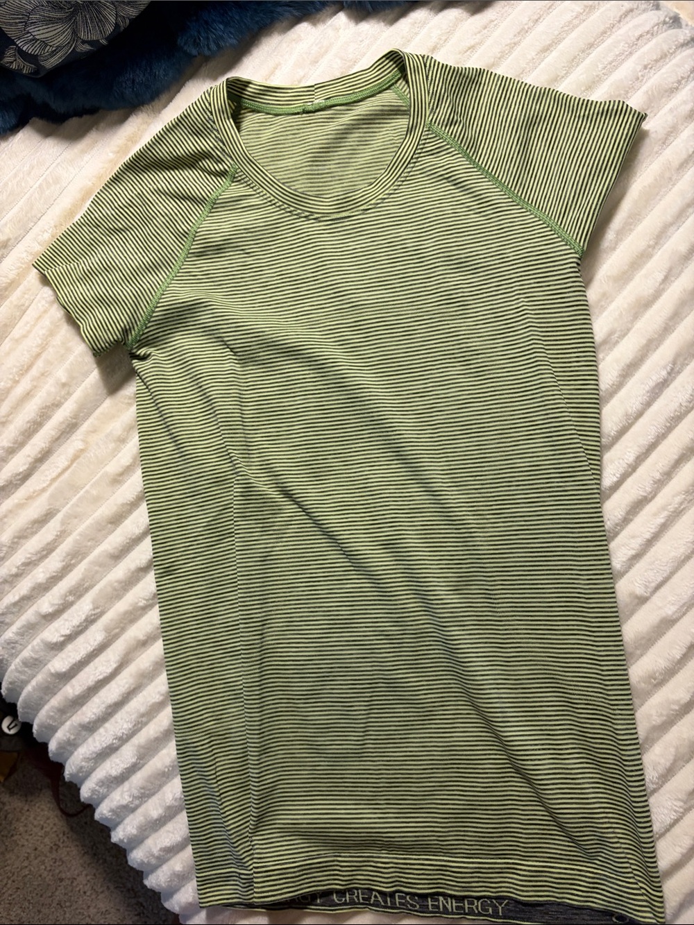 Lululemon short sleeve swiftly, size 8